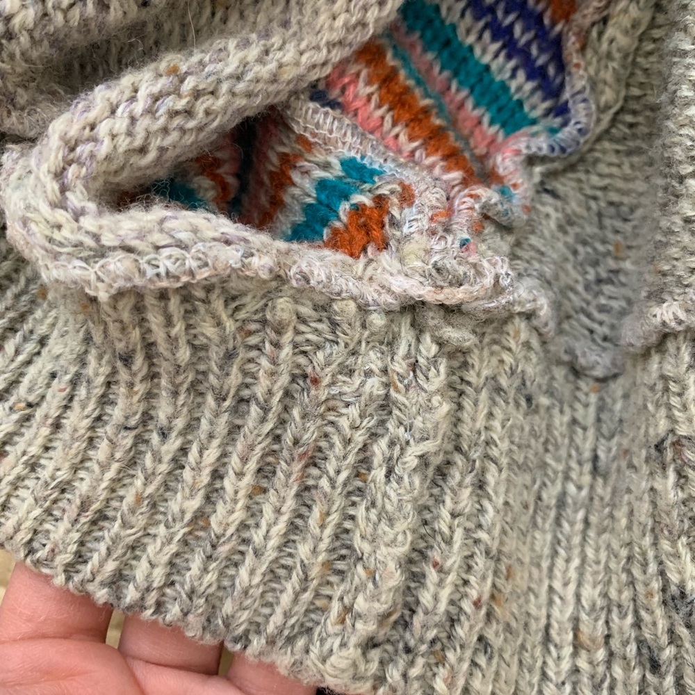 Vintage 80s Multi-Color Pattern Turtleneck - Picture 7 of 8